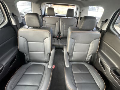 2022 GMC Acadia AT4