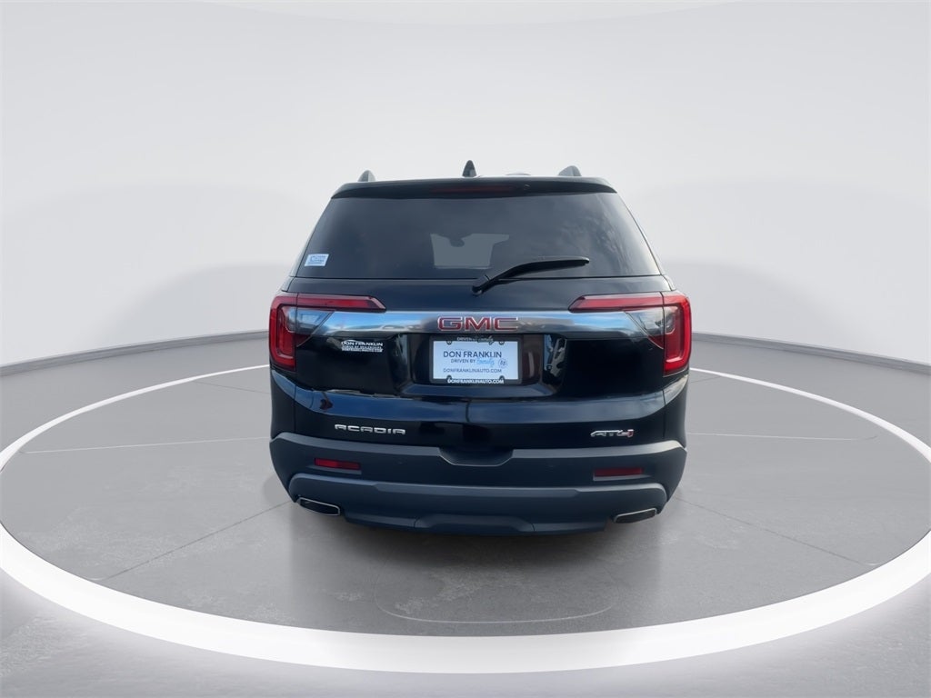2022 GMC Acadia AT4