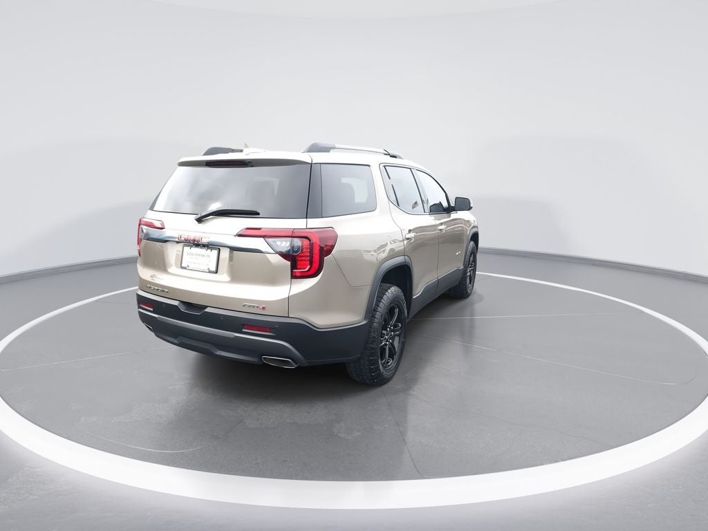 2023 GMC Acadia AT4