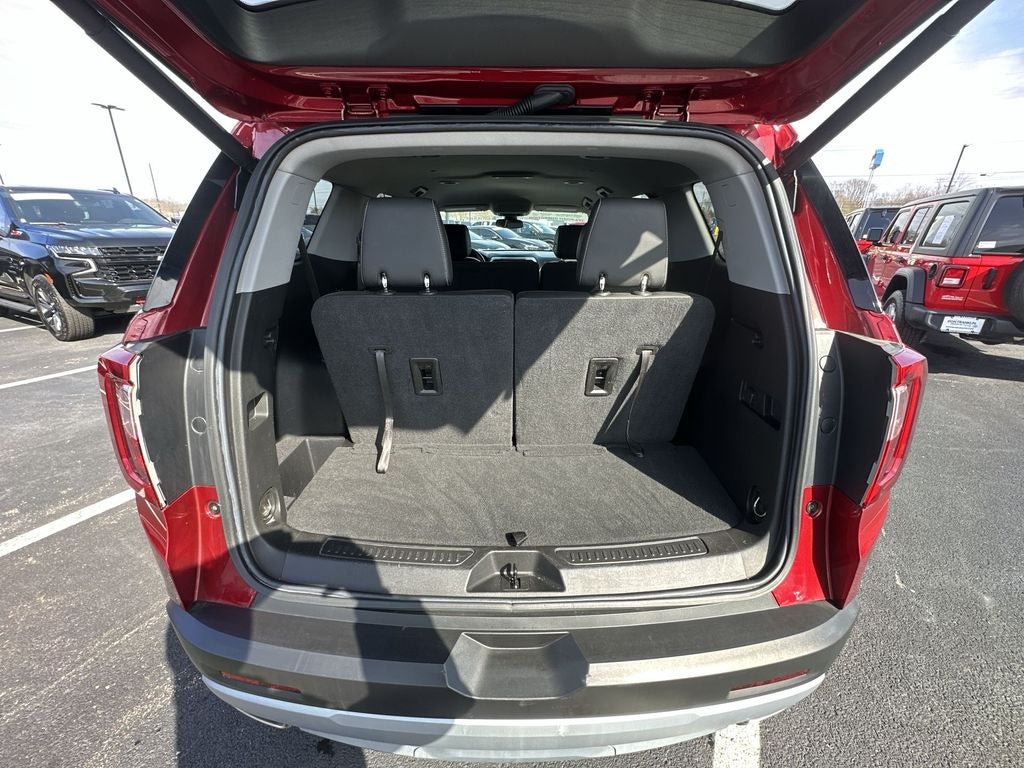 2023 GMC Acadia SLT