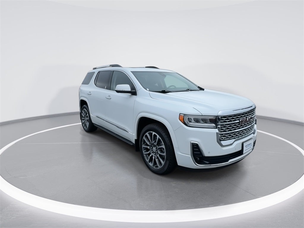 2022 GMC Acadia Denali