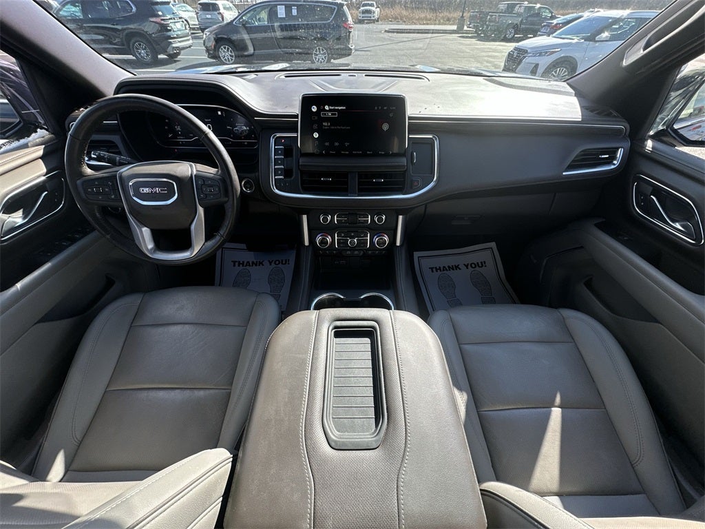 2022 GMC Yukon XL SLT