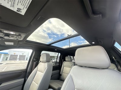 2022 GMC Yukon XL SLT