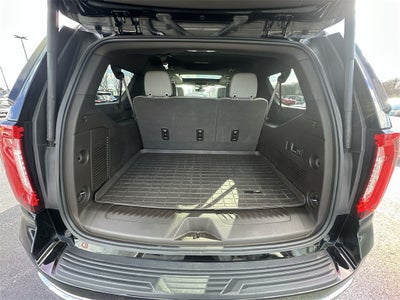 2022 GMC Yukon XL SLT