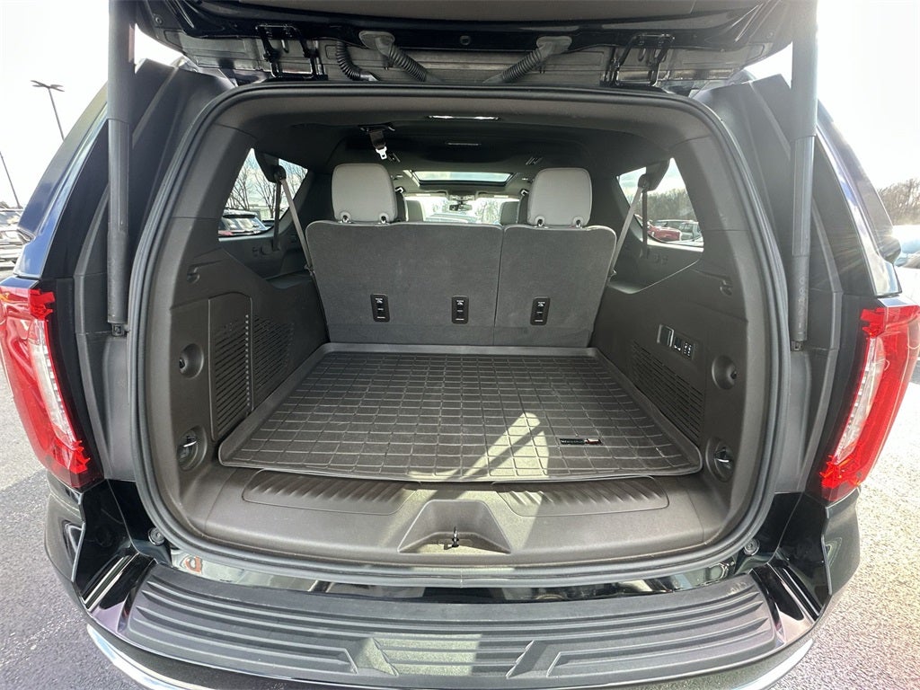 2022 GMC Yukon XL SLT