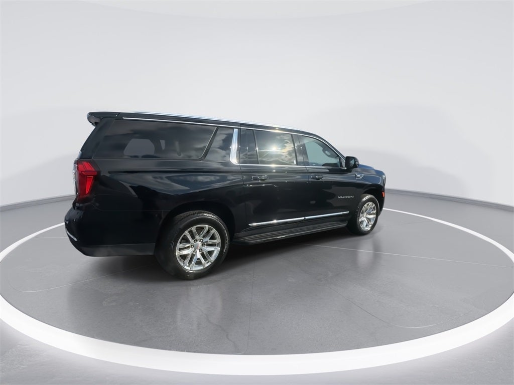 2022 GMC Yukon XL SLT