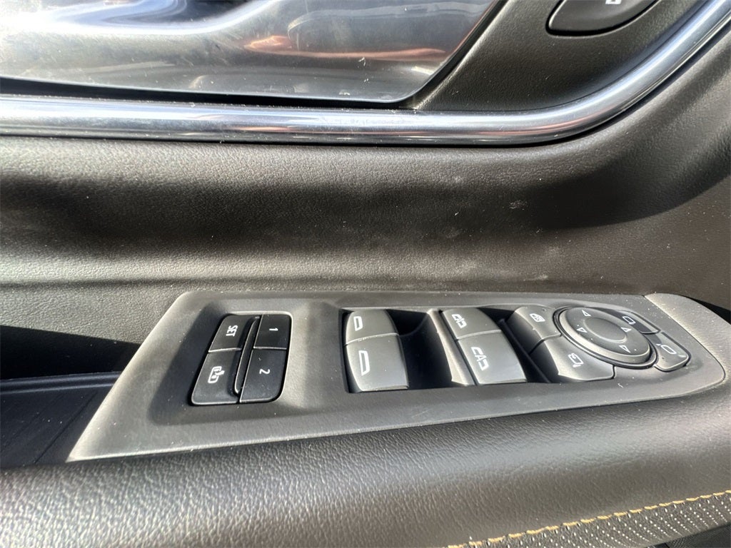 2023 GMC Yukon XL AT4