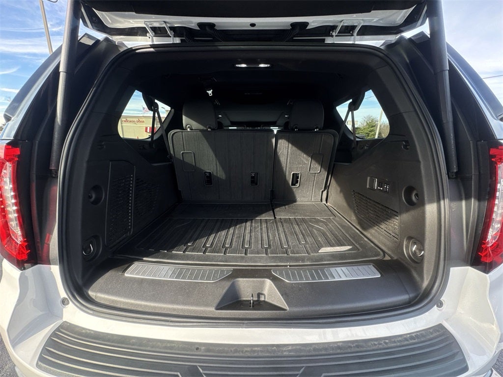 2023 GMC Yukon XL AT4