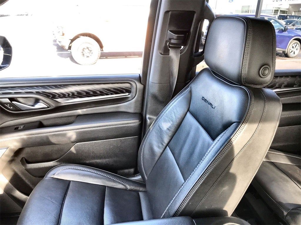 2023 GMC Yukon XL Denali