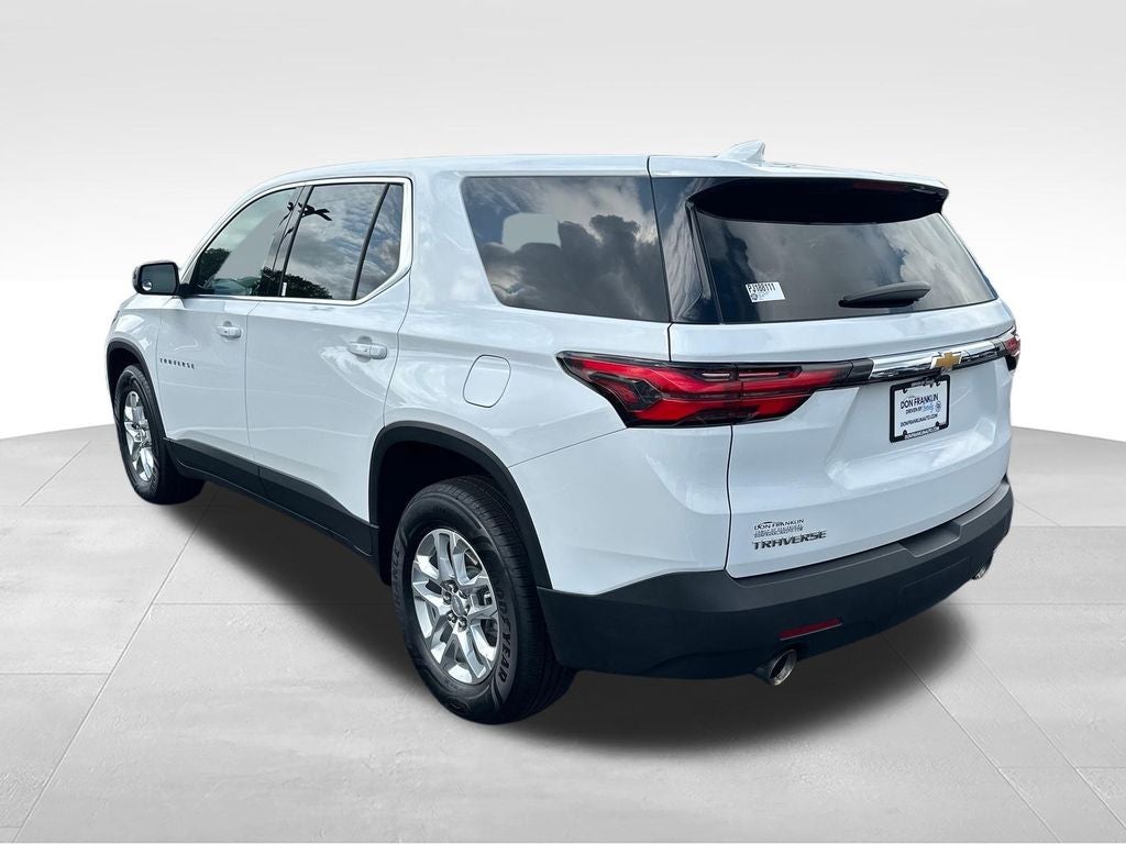 2023 Chevrolet Traverse LS