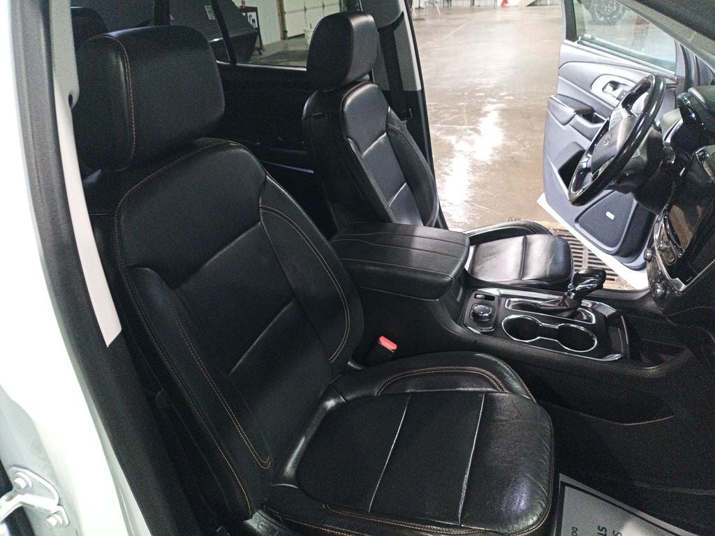 2021 Chevrolet Traverse RS