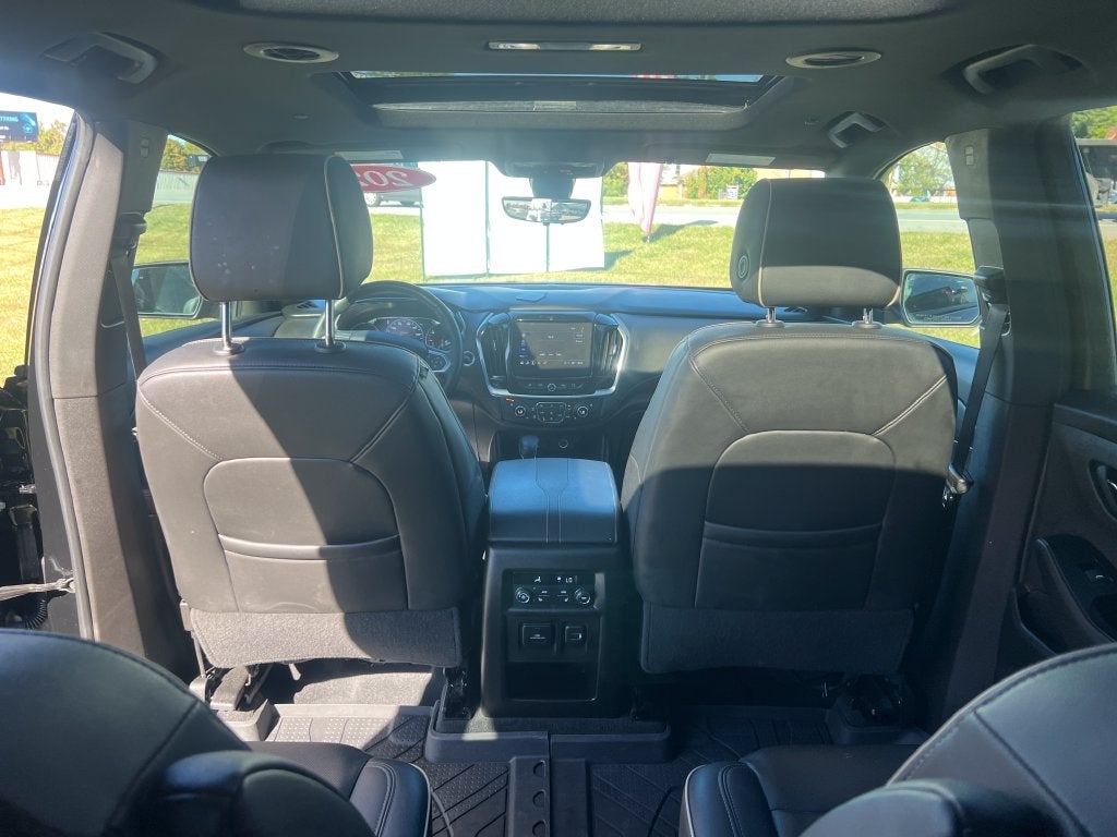 2023 Chevrolet Traverse Premier