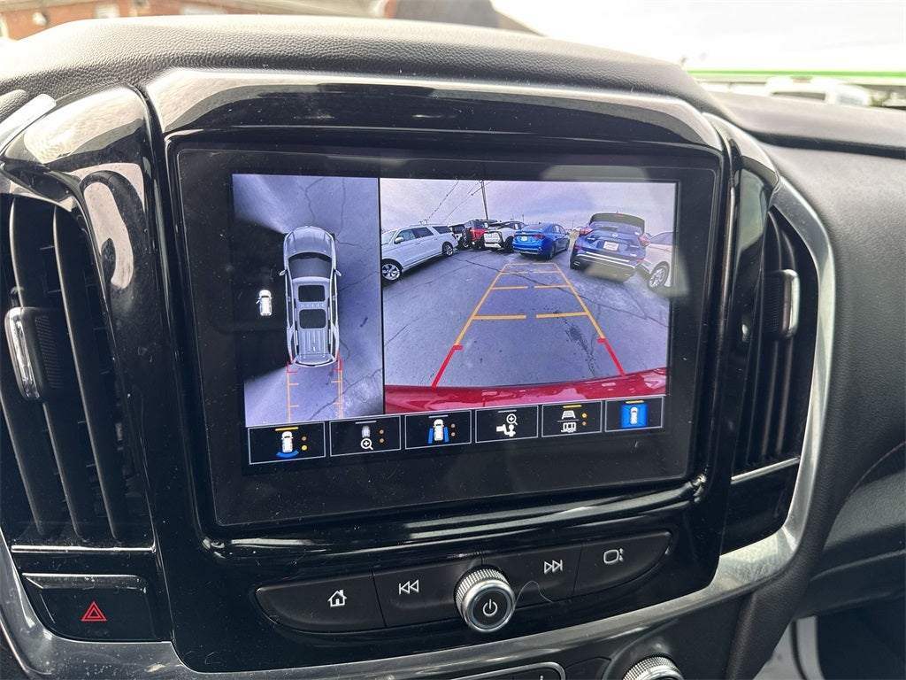 2022 Chevrolet Traverse RS