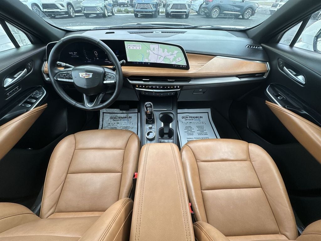 2024 Cadillac XT4 Premium Luxury