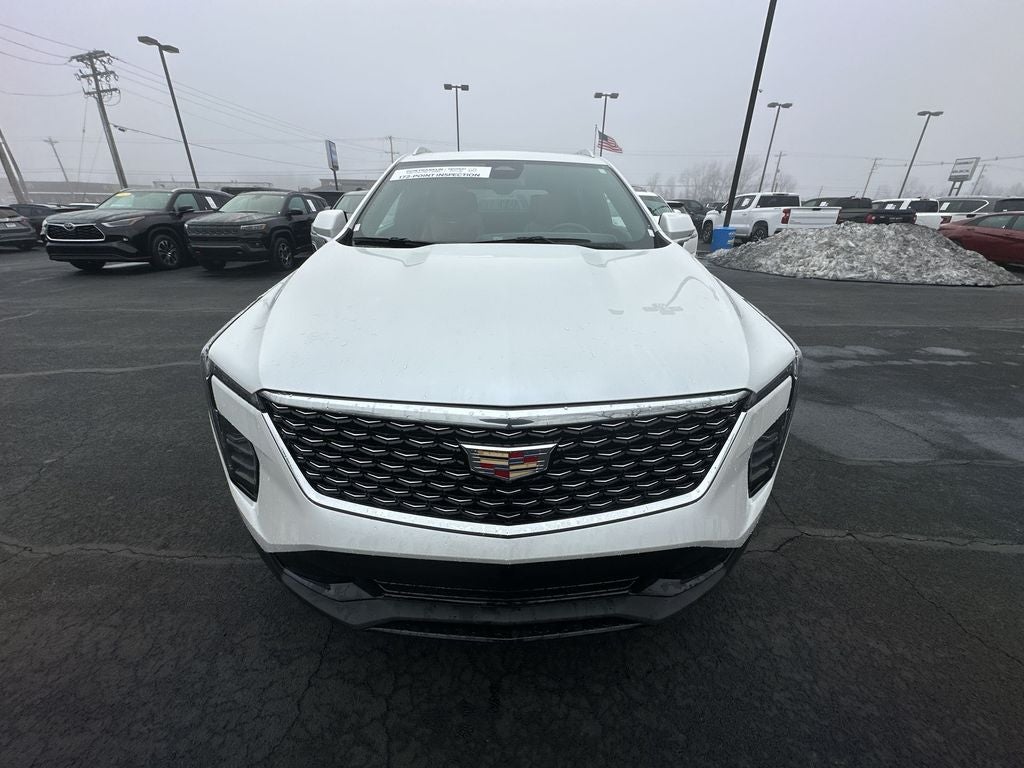 2024 Cadillac XT4 Premium Luxury
