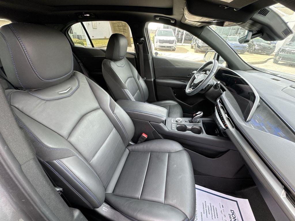 2024 Cadillac XT4 Sport