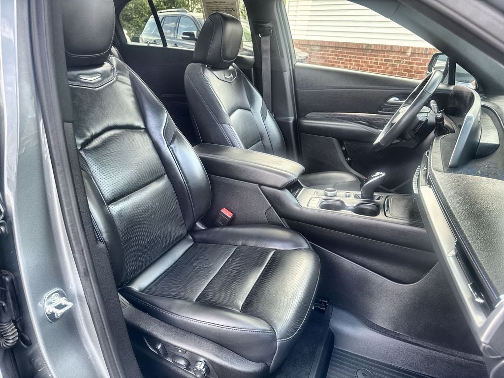 2025 Cadillac XT4 Sport