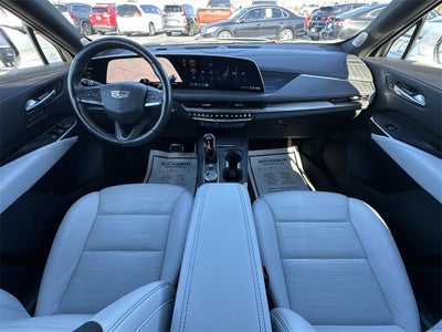 2024 Cadillac XT4 Sport