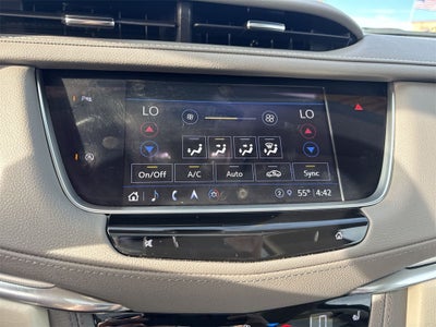 2022 Cadillac XT5 Premium Luxury