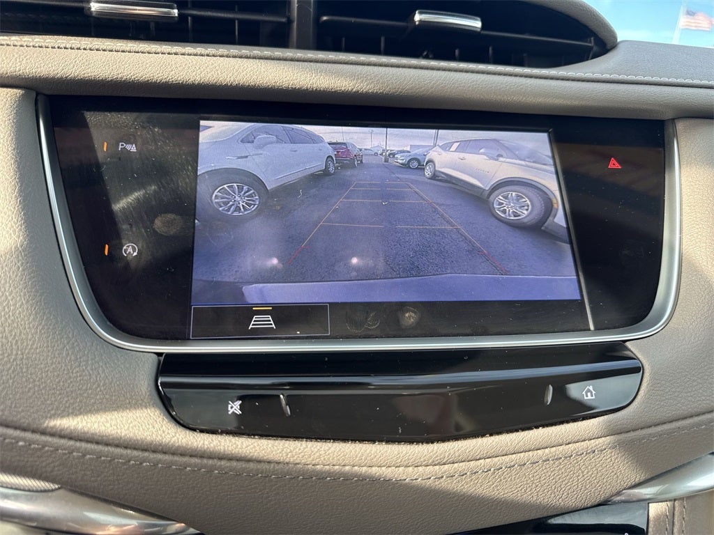 2022 Cadillac XT5 Premium Luxury