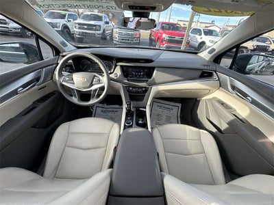 2022 Cadillac XT5 Premium Luxury