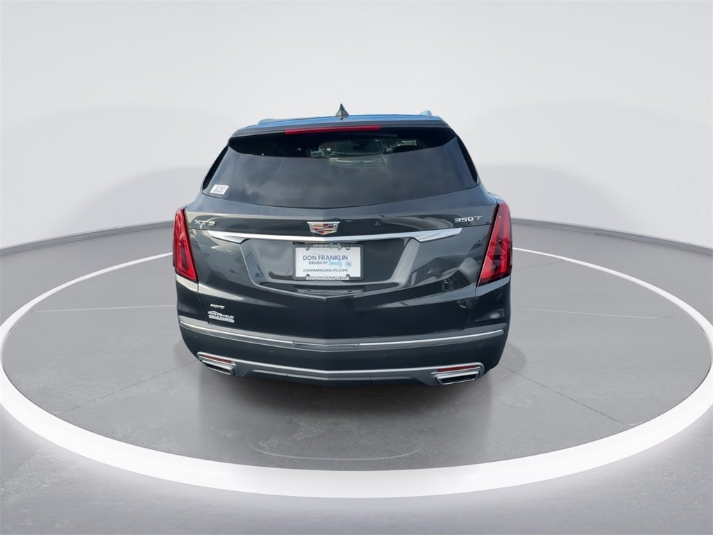 2022 Cadillac XT5 Premium Luxury