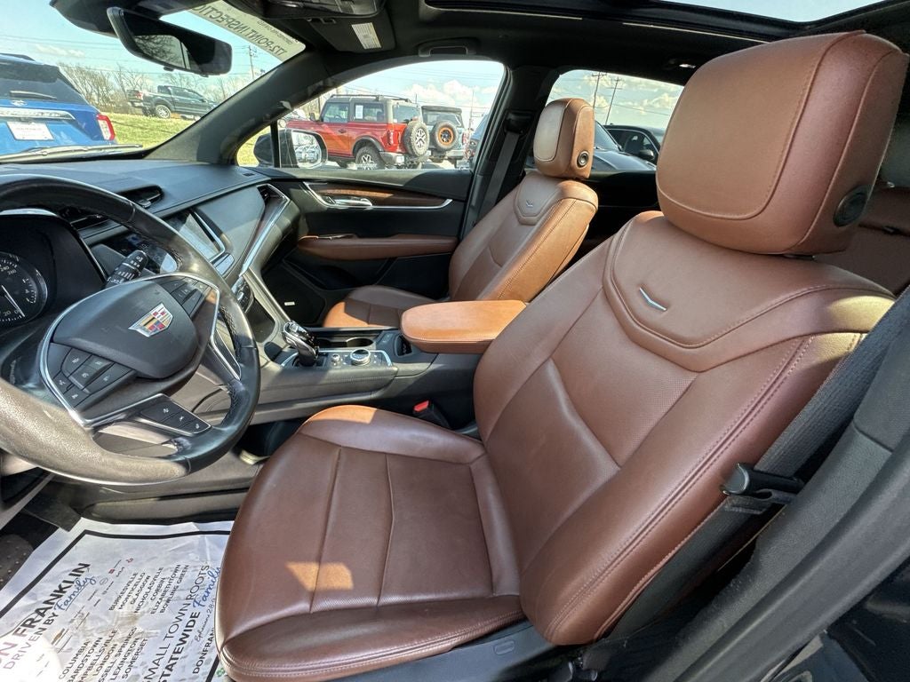 2021 Cadillac XT5 Premium Luxury