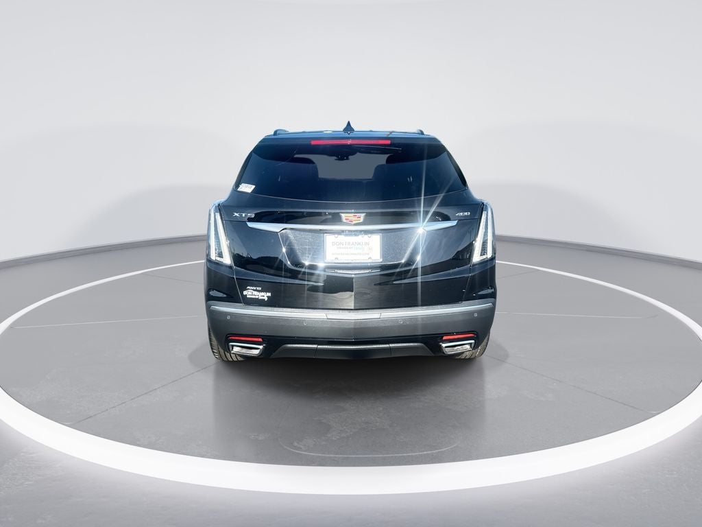 2023 Cadillac XT5 Sport