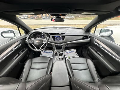 2024 Cadillac XT6 Luxury