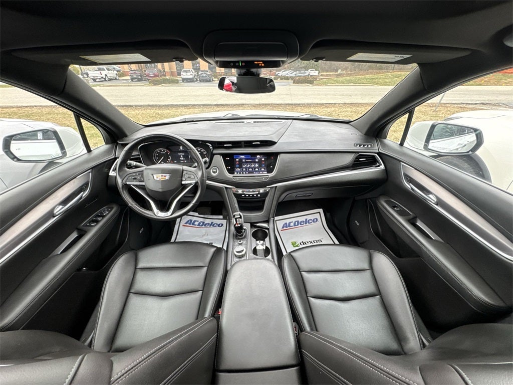 2024 Cadillac XT6 Luxury