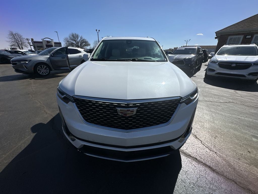2024 Cadillac XT6 Premium Luxury