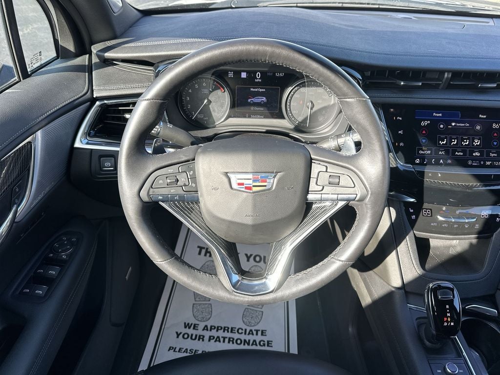 2023 Cadillac XT6 Sport