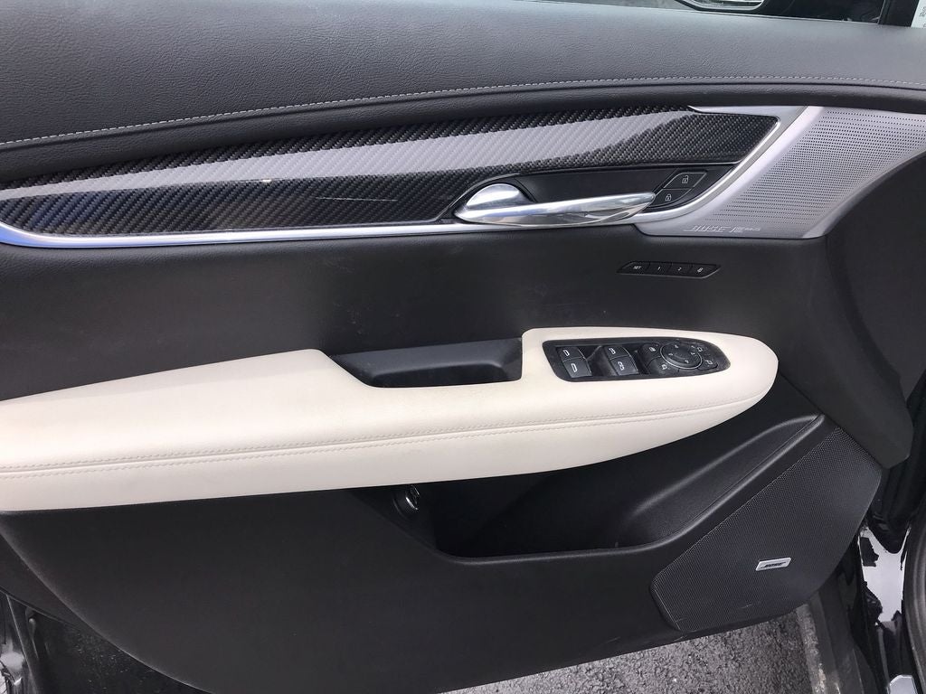 2023 Cadillac XT6 Sport