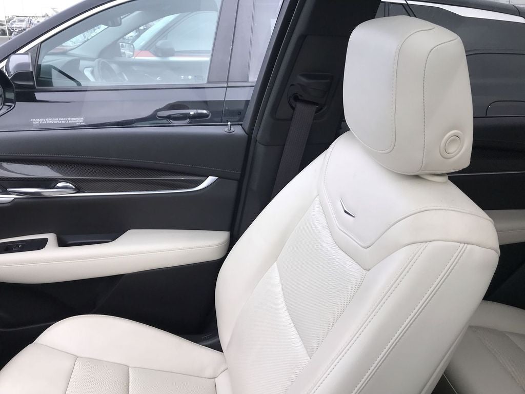 2023 Cadillac XT6 Sport