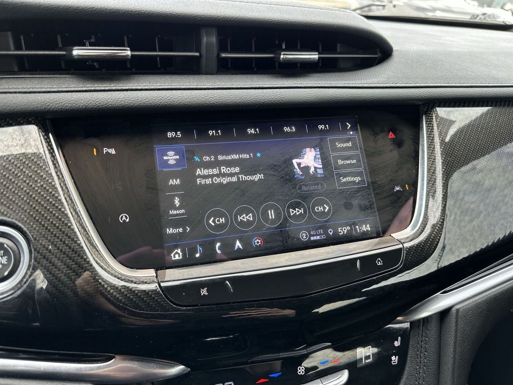 2024 Cadillac XT6 Sport