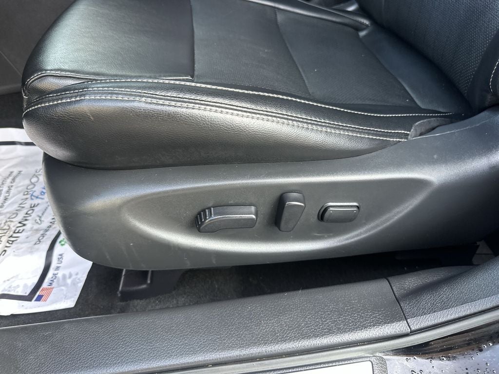 2023 Nissan Maxima SV