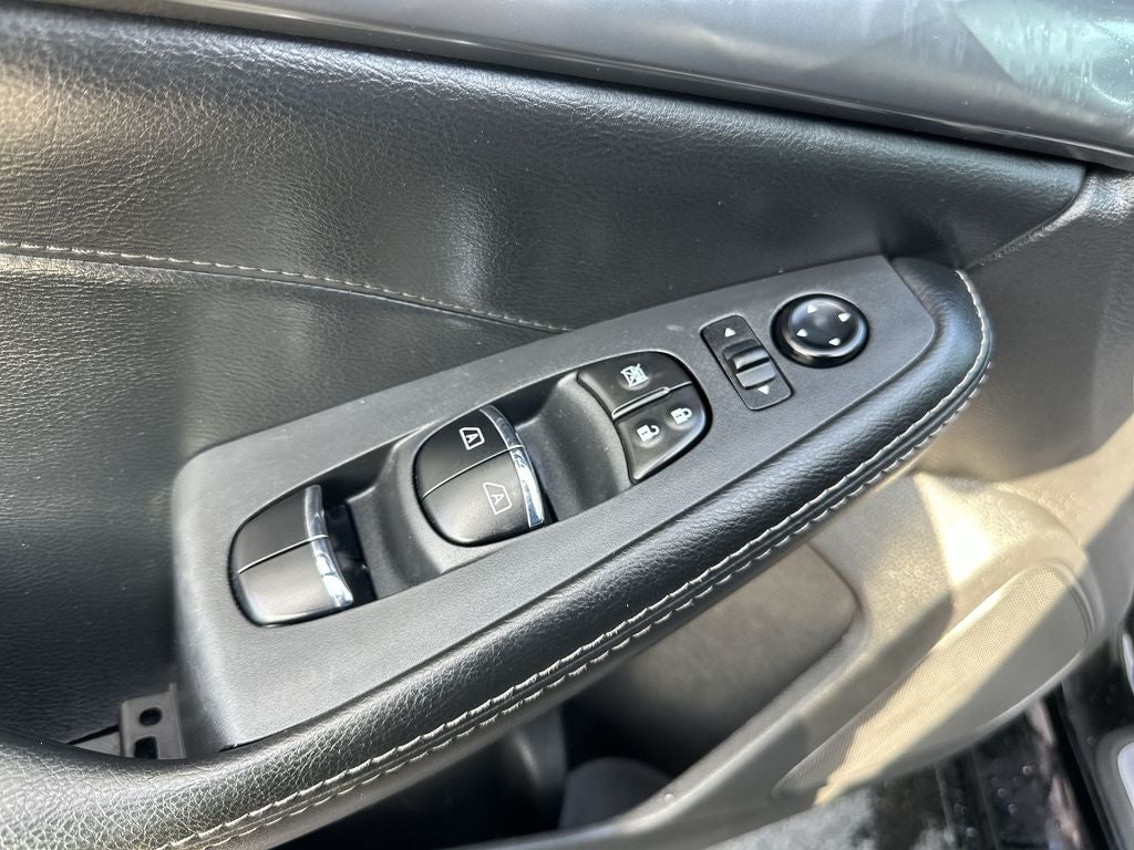 2023 Nissan Maxima SV