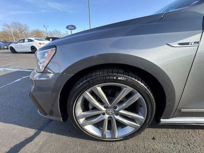 2017 Volkswagen Passat 1.8T R-Line