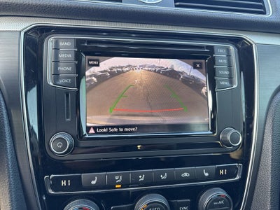 2017 Volkswagen Passat 1.8T R-Line