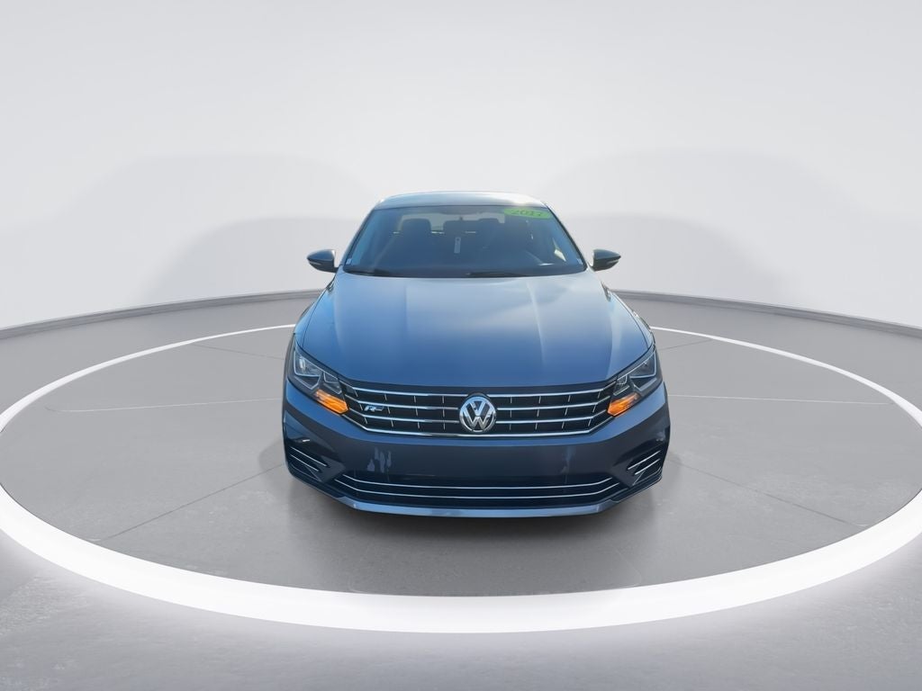 2017 Volkswagen Passat 1.8T R-Line