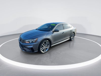 2017 Volkswagen Passat 1.8T R-Line