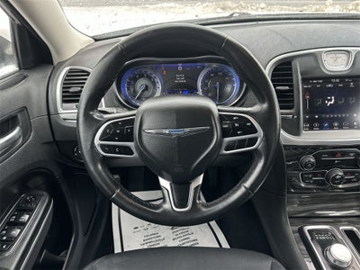 2019 Chrysler 300 Touring