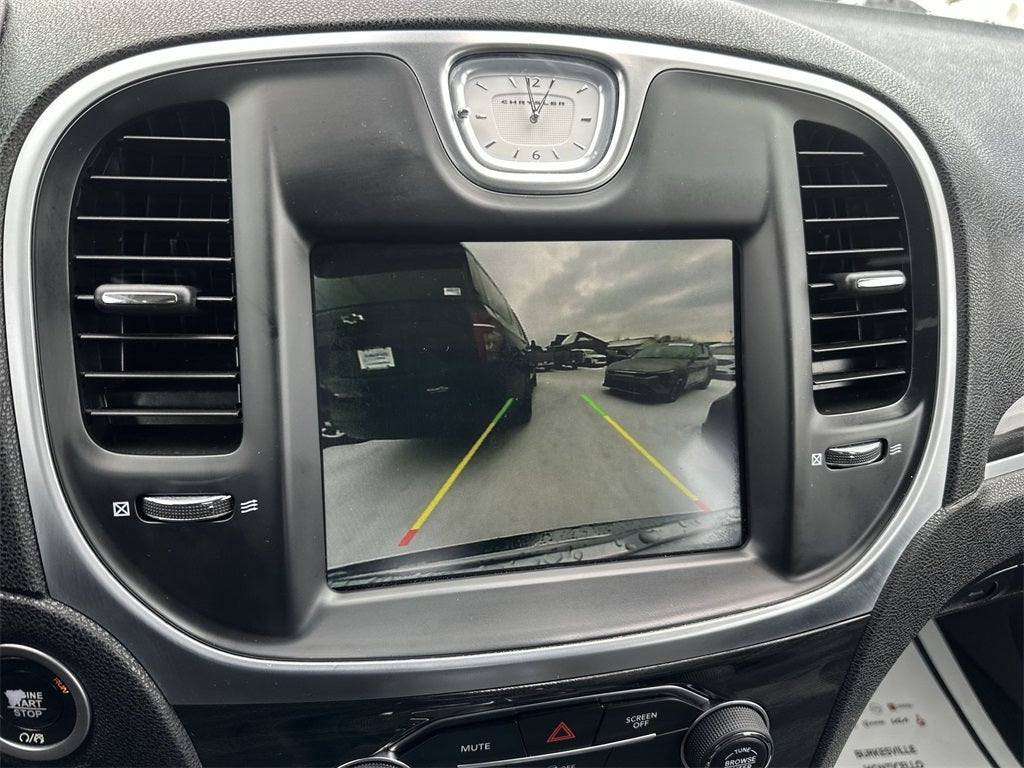 2019 Chrysler 300 Touring