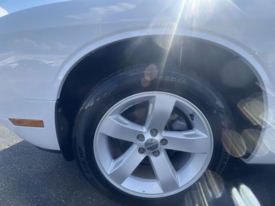 2014 Dodge Challenger SXT