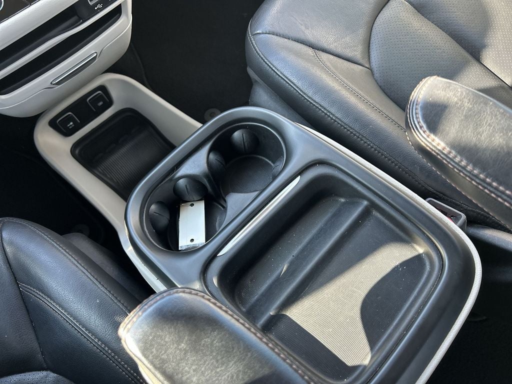 2020 Chrysler Pacifica Touring L