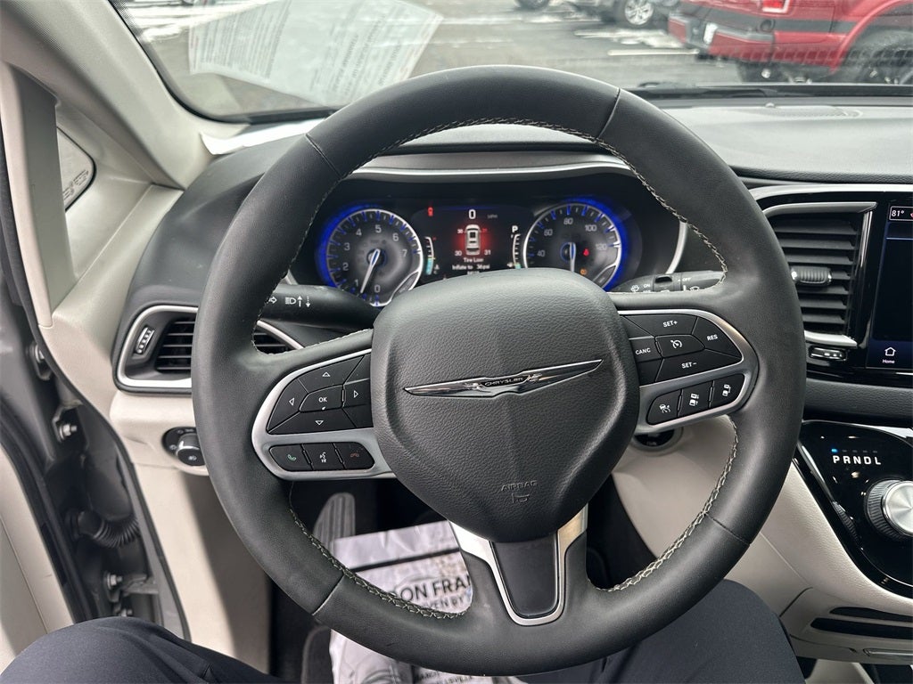 2022 Chrysler Pacifica Touring L