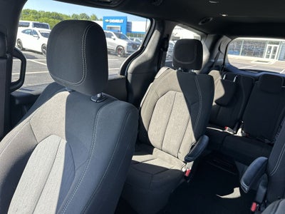 2023 Chrysler Pacifica Touring