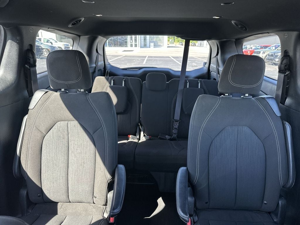 2023 Chrysler Pacifica Touring
