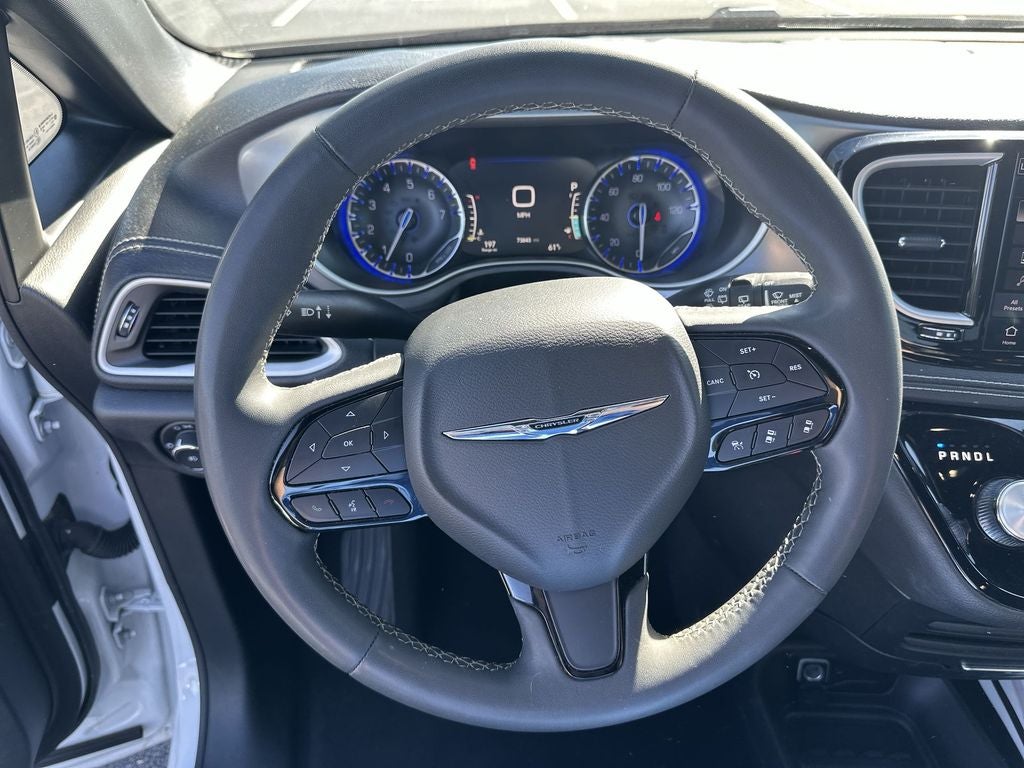 2023 Chrysler Pacifica Touring