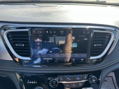 2023 Chrysler Pacifica Touring